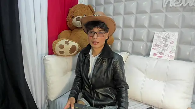 maximo 2019 online show from July 15, 2026, 4:56 pm