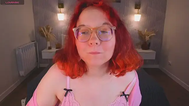 Aleks-casterrr online show from July 4, 2026, 5:19 pm