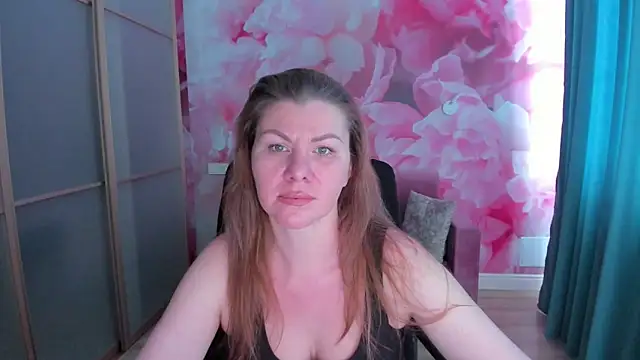 LunaKissesx online show from June 14, 2026, 11:23 am