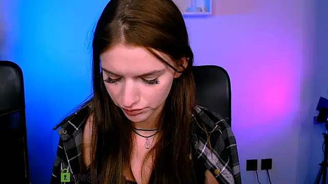 naomi perl online show from July 6, 2026, 1:08 pm