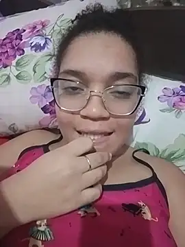 Esquetadinhas online show from August 7, 2026, 2:02 am