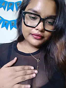 horny couple789 online show from July 26, 2026, 7:43 pm