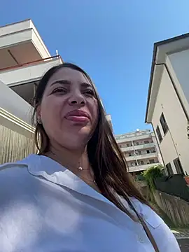 Snapshot of ANABELLA87 chatting on August 3, 2026, 9:04 am ANABELLA87 online show from August 3, 2026, 9:04 am