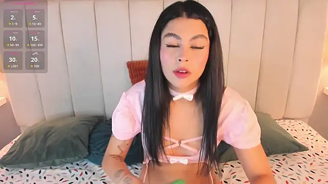 Kylie Mckenzie online show from July 25, 2026, 1:25 am