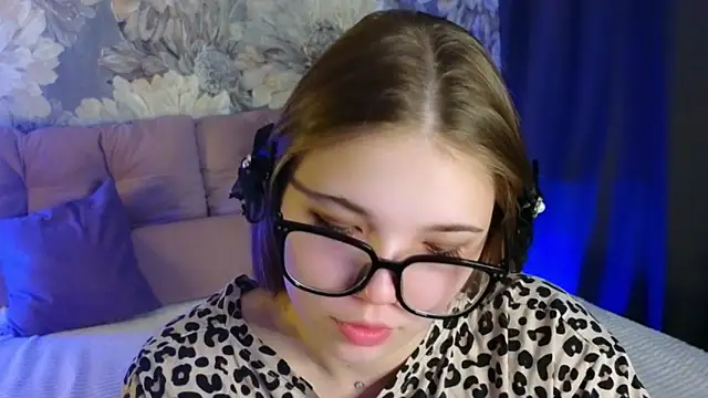 jenny7474 online show from June 14, 2026, 3:08 am