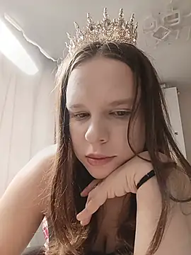Sara liss online show from July 11, 2026, 11:02 am