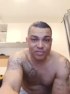 VitorBDote23cm online show from June 20, 2026, 2:58 am