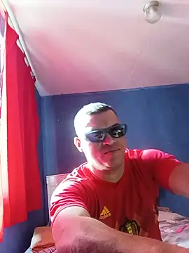 VitorBDote23cm online show from June 30, 2026, 1:01 pm