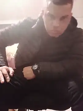 VitorBDote23cm online show from July 15, 2026, 6:51 am