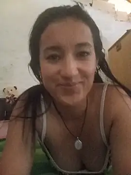 Adriananoir online show from June 13, 2026, 7:23 pm