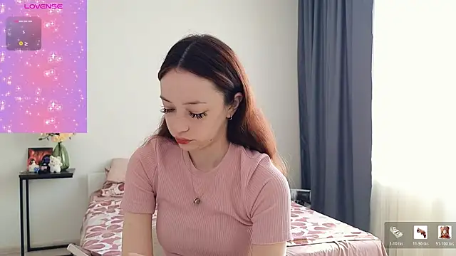 AyeHoney online show from July 21, 2026, 4:59 am