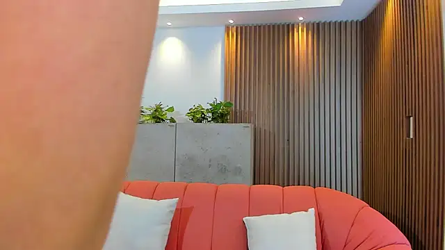 Annevelour hot online show from July 12, 2026, 7:27 pm