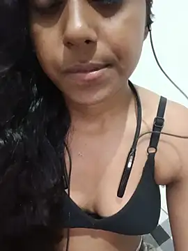 Snapshot of Anjali-8905 chatting on July 5, 2026, 6:15 pm Anjali-8905 online show from July 5, 2026, 6:15 pm