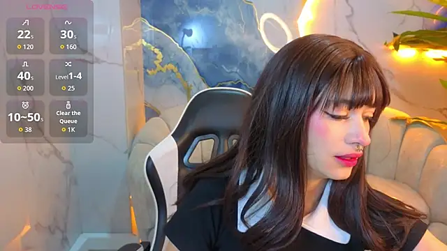 Lily Tx online show from July 25, 2026, 12:36 pm