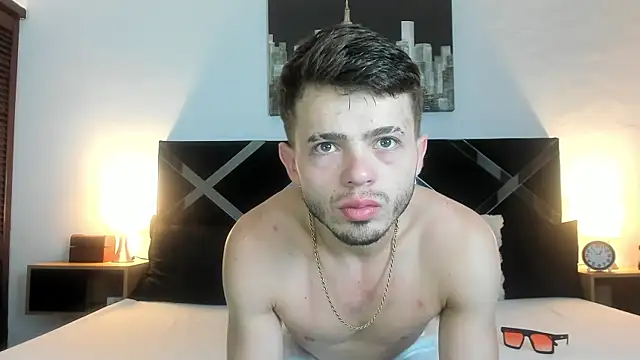 Zeus damian21 online show from July 3, 2026, 4:08 am