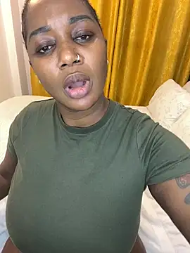 Honeylust26 online show from July 11, 2026, 4:26 am