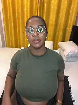 Honeylust26 online show from July 22, 2026, 5:16 pm