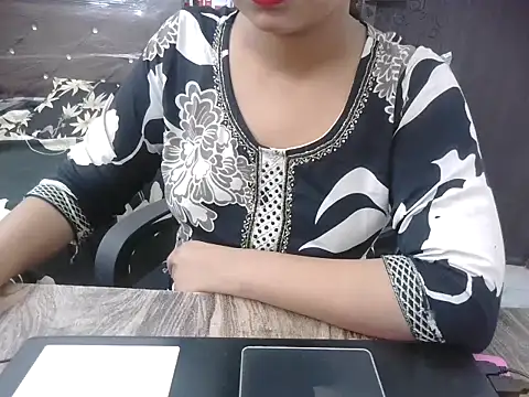 Bold-Divya1 online show from June 25, 2026, 4:12 am