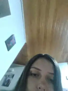 Snapshot of Bella_Karoline chatting on June 30, 2026, 12:33 am Bella Karoline online show from June 30, 2026, 12:33 am