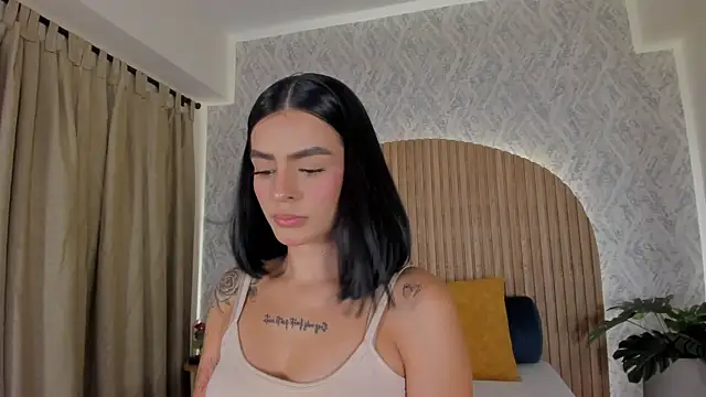 Snapshot of Victoria_Blake_ chatting on July 19, 2026, 2:48 am Victoria Blake online show from July 19, 2026, 2:48 am