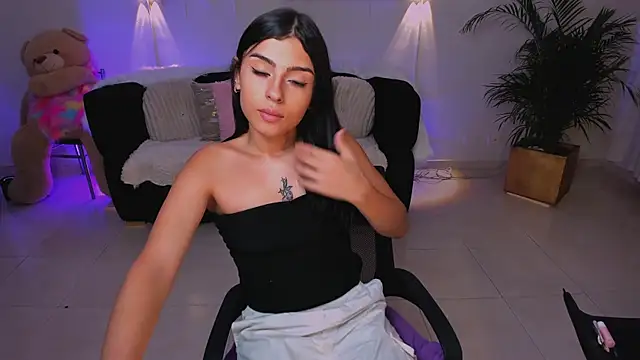 Snapshot of Susy_Doll1 chatting on July 16, 2026, 3:18 pm Susy Doll1 online show from July 16, 2026, 3:18 pm