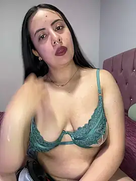 IvyVelvet  online show from June 28, 2026, 1:22 am