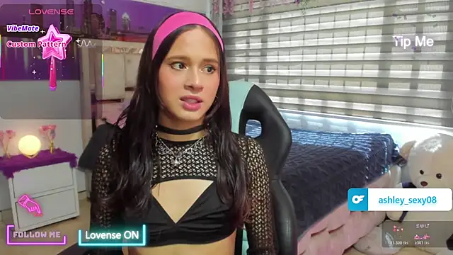 kumikoxxx online show from July 24, 2026, 7:01 pm