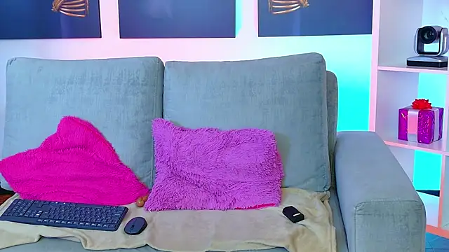 Another  angel online show from July 22, 2026, 7:16 pm