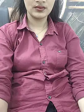 Snapshot of Ritika_jha01 chatting on July 4, 2026, 5:35 am Ritika jha01 online show from July 4, 2026, 5:35 am