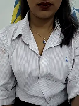 Snapshot of Ritika_jha01 chatting on July 8, 2026, 4:50 am Ritika jha01 online show from July 8, 2026, 4:50 am