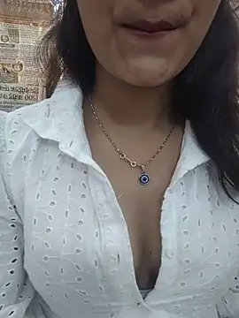 Snapshot of Ritika_jha01 chatting on July 27, 2026, 5:25 am Ritika jha01 online show from July 27, 2026, 5:25 am