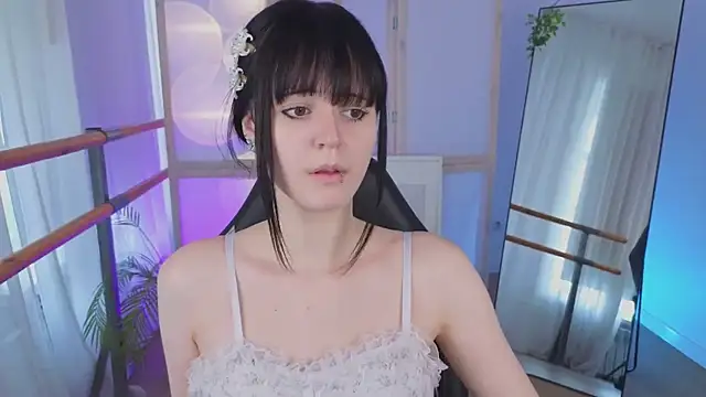 Michelle Rain online show from July 22, 2026, 1:36 pm