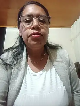 Emilif  online show from July 17, 2026, 1:23 am