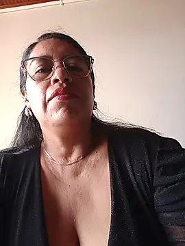 Emilif  online show from July 20, 2026, 2:41 pm