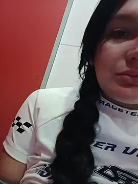 LoveVixen LoveWolf online show from July 5, 2026, 1:07 pm