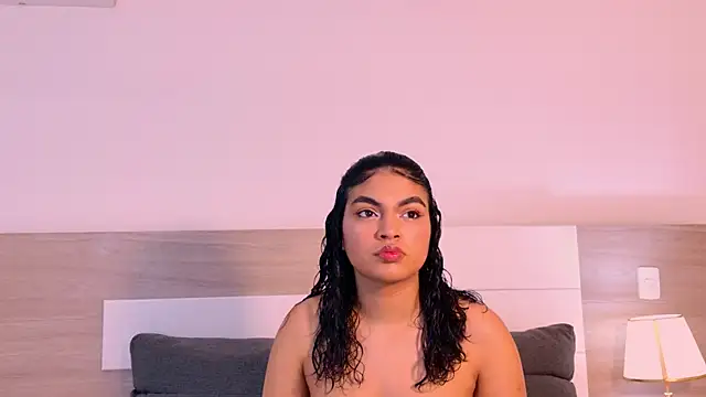 MelodyAlvarez online show from July 10, 2026, 11:46 am