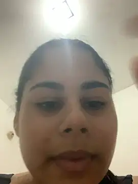 Snapshot of Nina69_N chatting on August 3, 2026, 10:35 pm Nina69 N online show from August 3, 2026, 10:35 pm