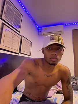 Ydiaz09 online show from August 6, 2026, 4:14 am