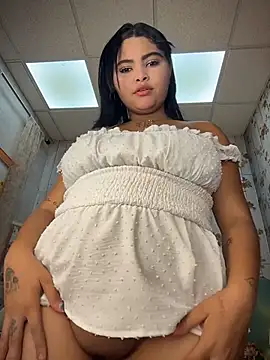 HoneyBunXXX online show from July 2, 2026, 1:17 pm