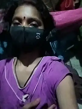 Snapshot of sexyparvati2344 chatting on June 24, 2026, 5:12 pm sexyparvati2344 online show from June 24, 2026, 5:12 pm