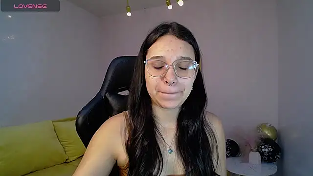 Lia Rose ch online show from July 3, 2026, 12:22 pm