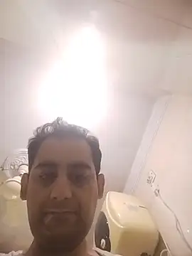chuby38male online show from June 20, 2026, 2:25 am