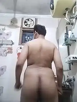 chuby38male online show from June 21, 2026, 2:08 pm