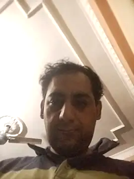 chuby38male online show from July 14, 2026, 11:43 pm