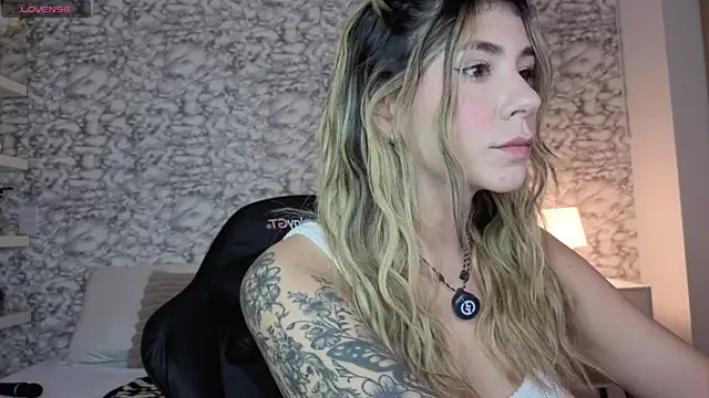 Isabella Bliss online show from July 22, 2026, 12:24 am
