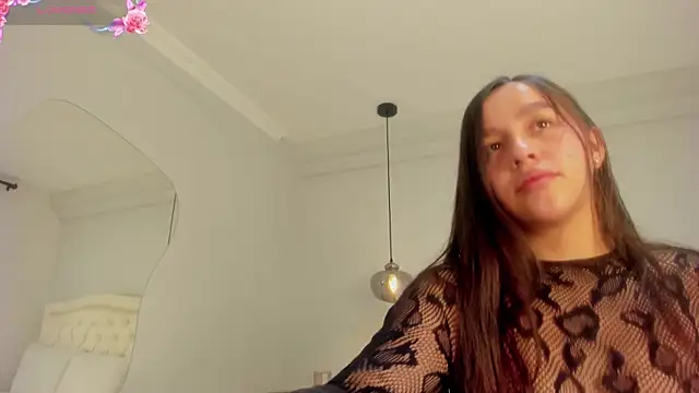 Alice  bennett online show from July 23, 2026, 2:04 pm