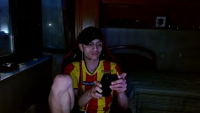 latino with hard cock online show from June 17, 2026, 8:10 pm