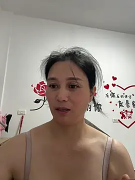Snapshot of suyabb chatting on July 6, 2026, 12:57 pm suyabb online show from July 6, 2026, 12:57 pm