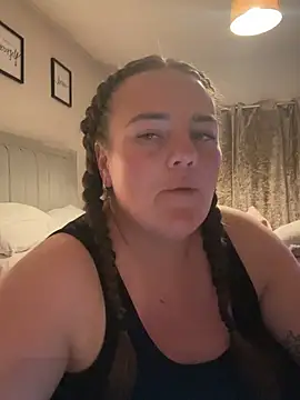 Bustygem  online show from July 6, 2026, 9:39 pm