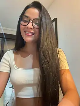 Ivyglow online show from August 8, 2026, 9:06 pm